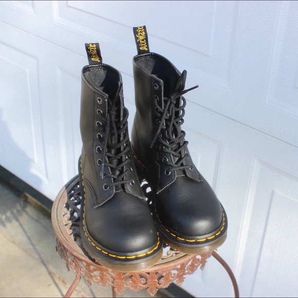 Dr. Martens Shoes - Dr. Martens 1460 boots